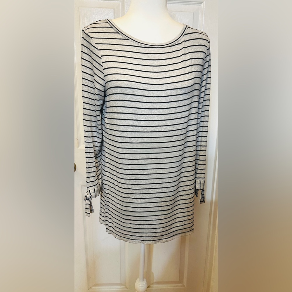 Liz Claiborne Petite Gray Tunic Black Stripes Long Sleeve Tie Cuffs Petite Small